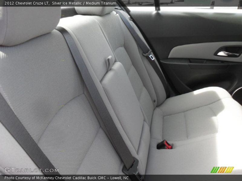 Silver Ice Metallic / Medium Titanium 2012 Chevrolet Cruze LT