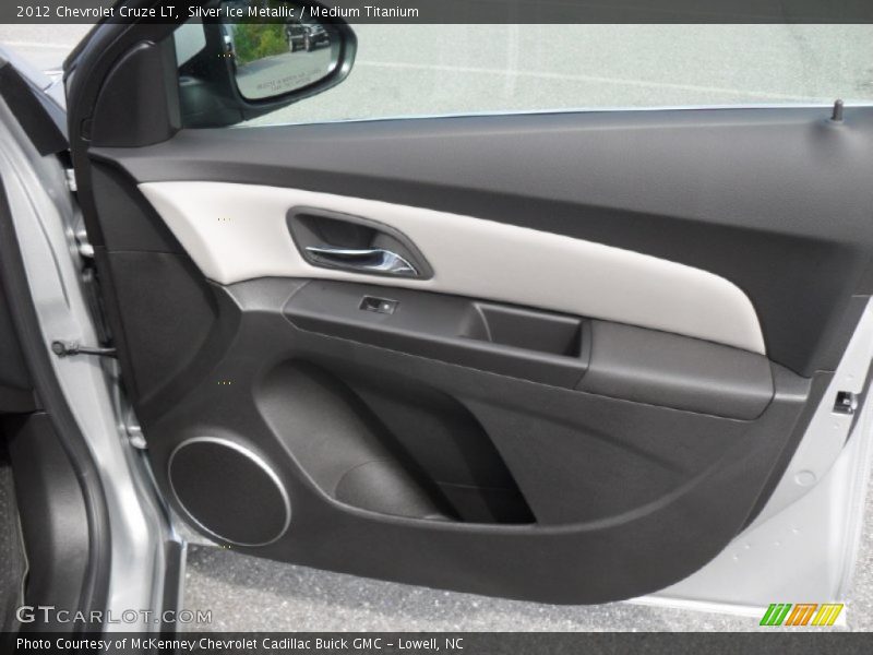 Silver Ice Metallic / Medium Titanium 2012 Chevrolet Cruze LT