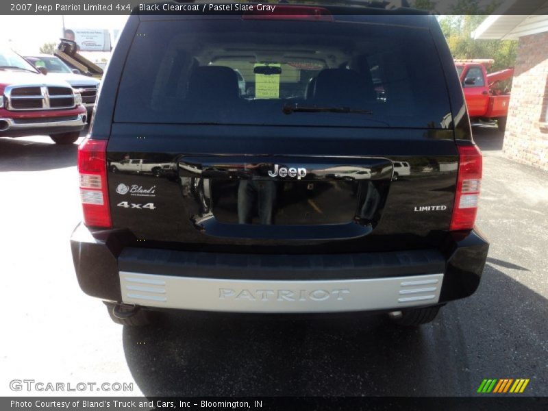 Black Clearcoat / Pastel Slate Gray 2007 Jeep Patriot Limited 4x4