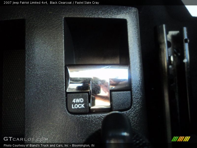 Black Clearcoat / Pastel Slate Gray 2007 Jeep Patriot Limited 4x4