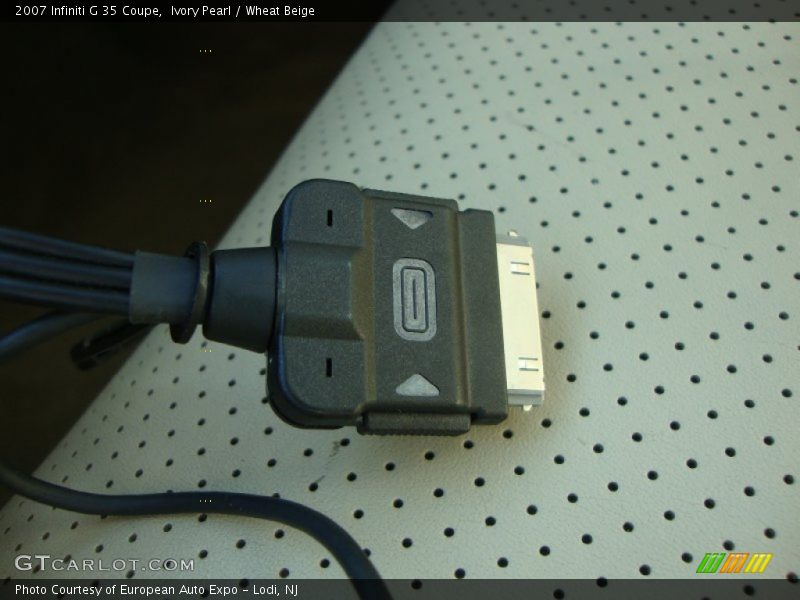 Ivory Pearl / Wheat Beige 2007 Infiniti G 35 Coupe
