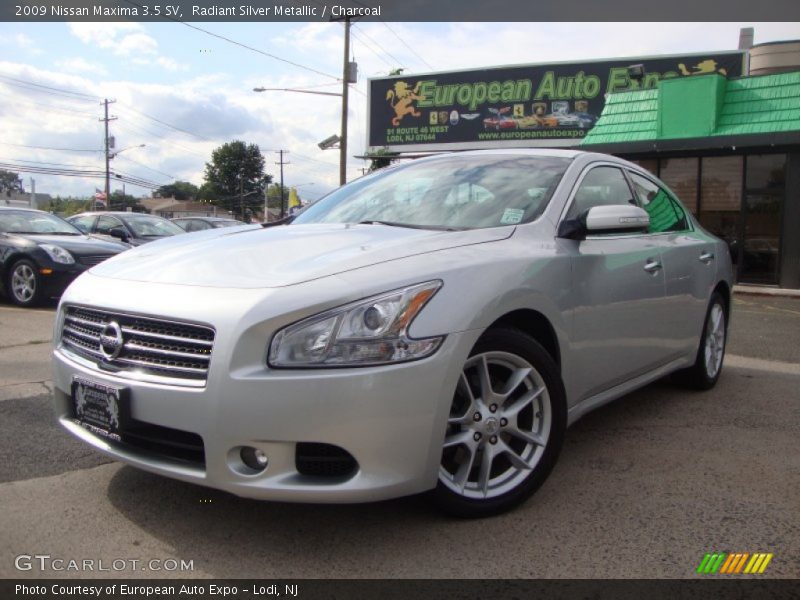 Radiant Silver Metallic / Charcoal 2009 Nissan Maxima 3.5 SV
