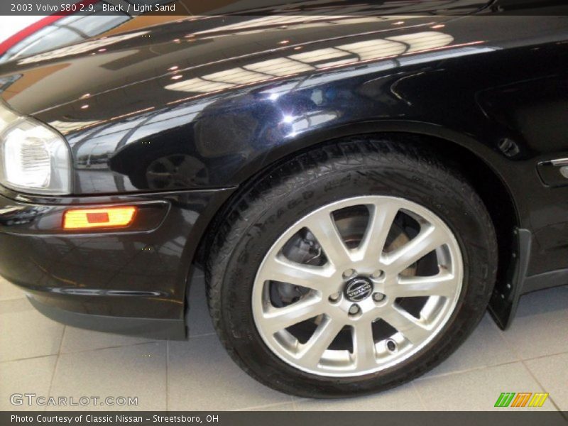 Black / Light Sand 2003 Volvo S80 2.9