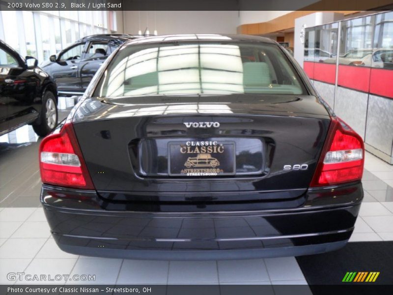 Black / Light Sand 2003 Volvo S80 2.9