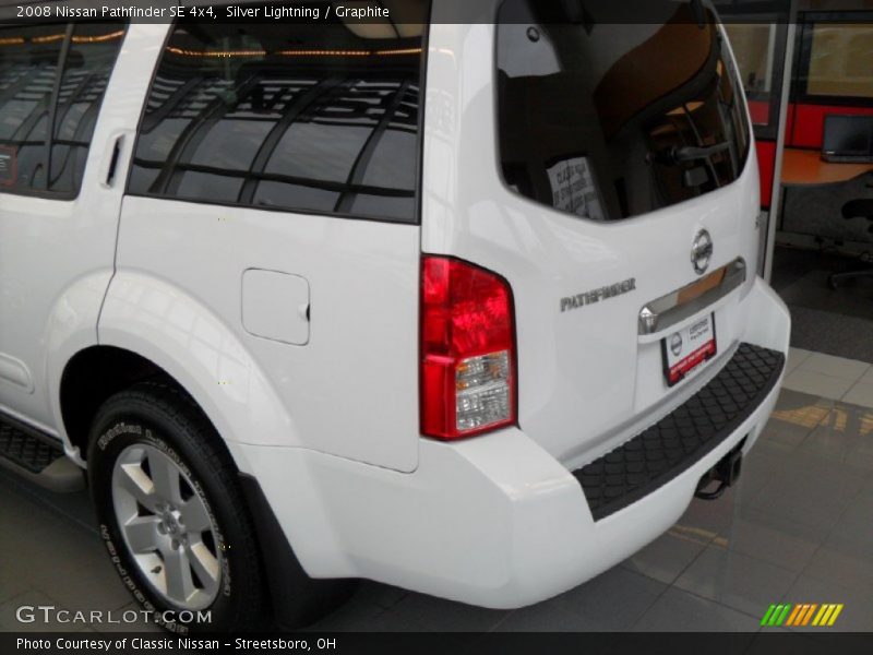 Silver Lightning / Graphite 2008 Nissan Pathfinder SE 4x4
