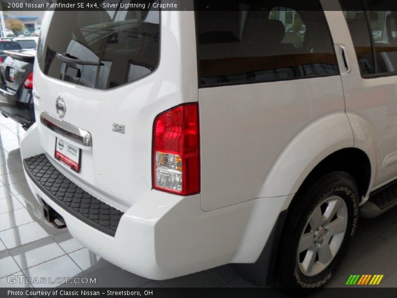 Silver Lightning / Graphite 2008 Nissan Pathfinder SE 4x4