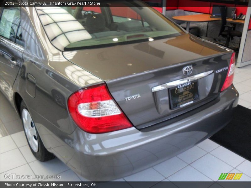 Phantom Gray Pearl / Stone 2002 Toyota Camry LE