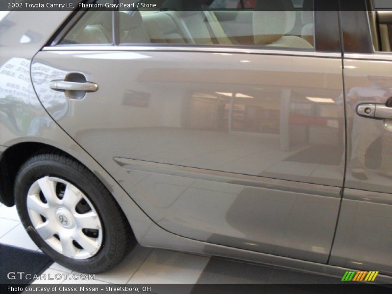 Phantom Gray Pearl / Stone 2002 Toyota Camry LE