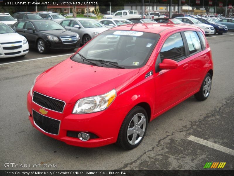 Front 3/4 View of 2011 Aveo Aveo5 LT