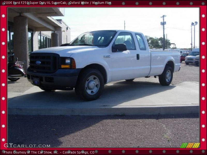 Oxford White / Medium Flint 2006 Ford F250 Super Duty XL SuperCab