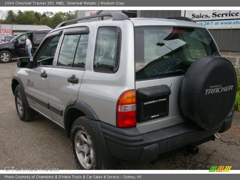 Silverleaf Metallic / Medium Gray 2004 Chevrolet Tracker ZR2 4WD