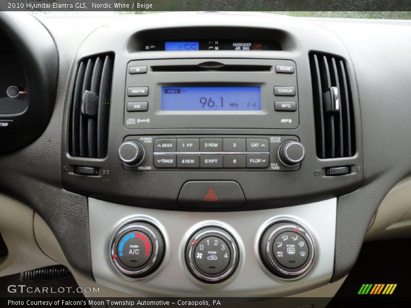 Nordic White / Beige 2010 Hyundai Elantra GLS