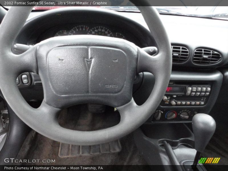 Ultra Silver Metallic / Graphite 2002 Pontiac Sunfire SE Sedan