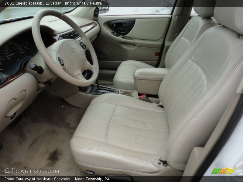 Bright White / Neutral 2001 Chevrolet Malibu LS Sedan