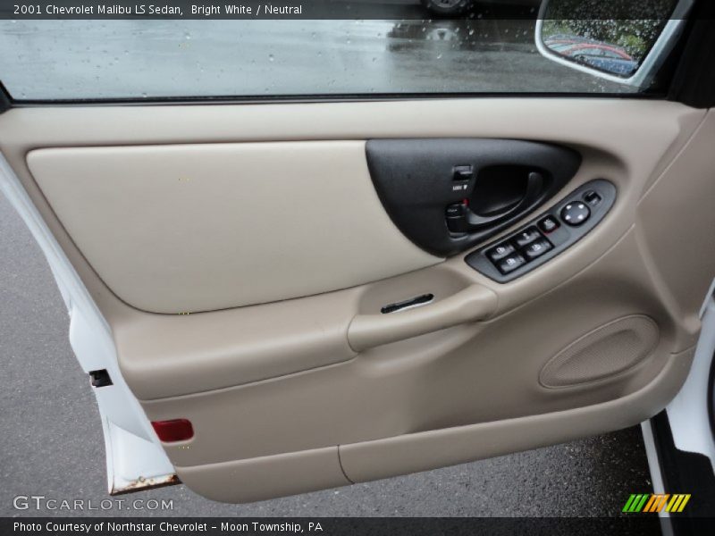 Bright White / Neutral 2001 Chevrolet Malibu LS Sedan