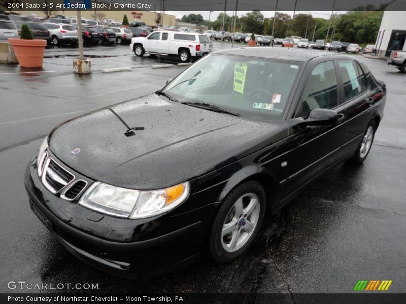 Black / Granite Gray 2004 Saab 9-5 Arc Sedan