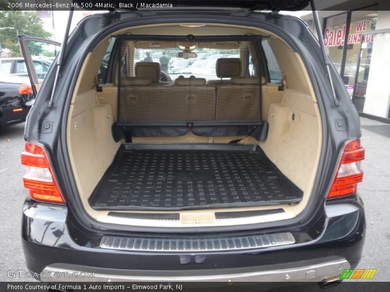 Black / Macadamia 2006 Mercedes-Benz ML 500 4Matic