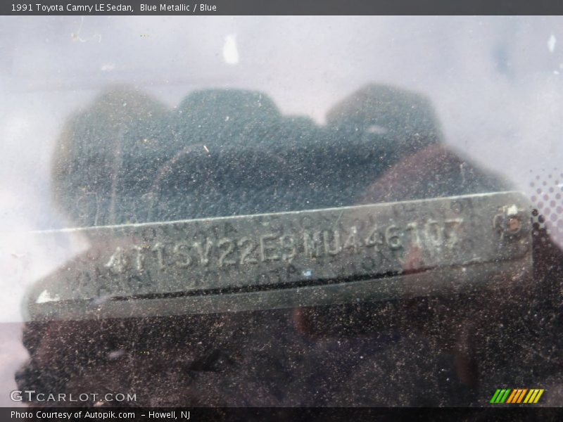 Blue Metallic / Blue 1991 Toyota Camry LE Sedan