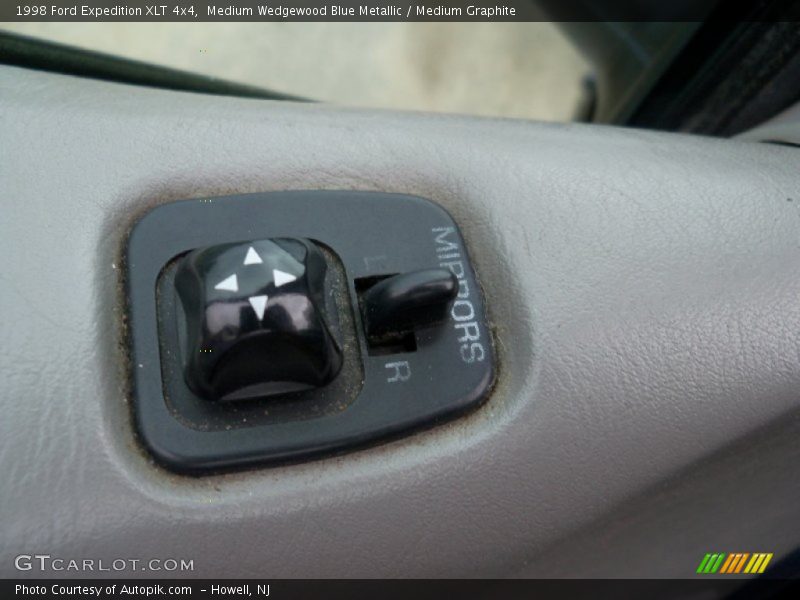 Medium Wedgewood Blue Metallic / Medium Graphite 1998 Ford Expedition XLT 4x4