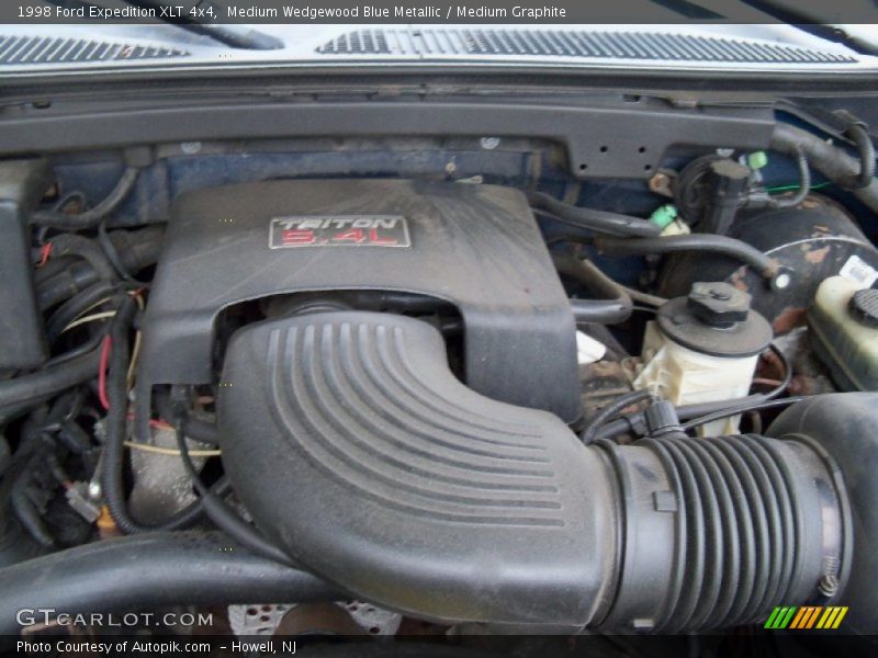 Medium Wedgewood Blue Metallic / Medium Graphite 1998 Ford Expedition XLT 4x4