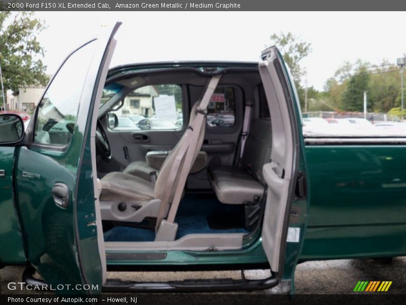 Amazon Green Metallic / Medium Graphite 2000 Ford F150 XL Extended Cab