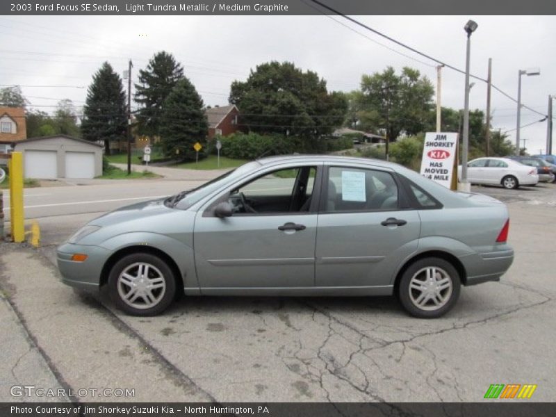 Light Tundra Metallic / Medium Graphite 2003 Ford Focus SE Sedan