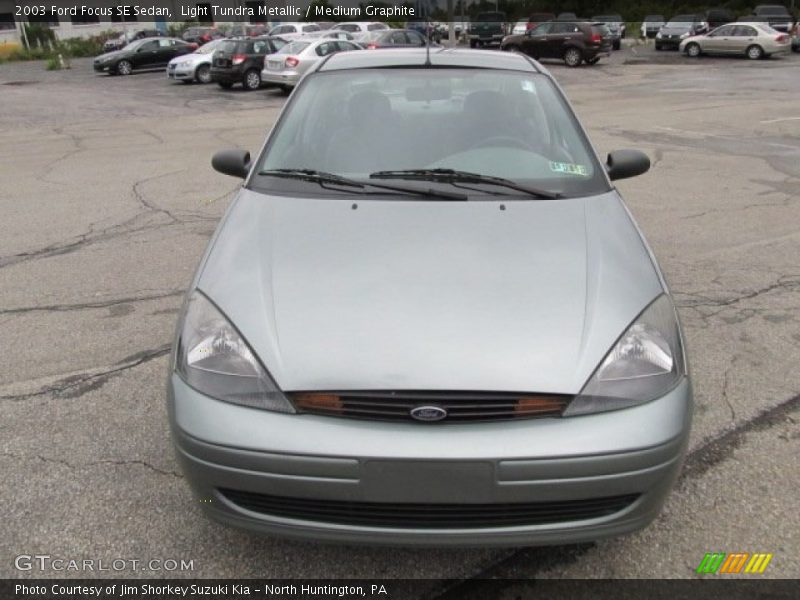 Light Tundra Metallic / Medium Graphite 2003 Ford Focus SE Sedan