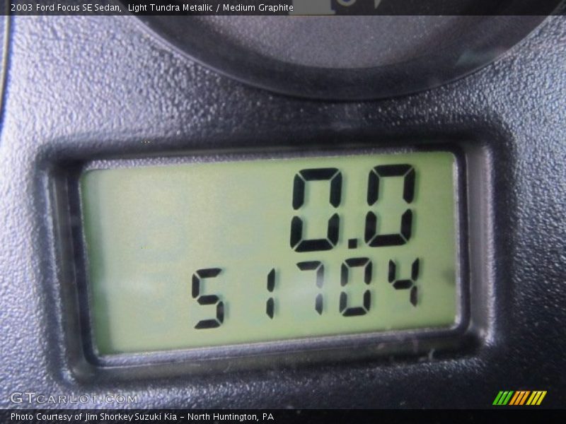 Light Tundra Metallic / Medium Graphite 2003 Ford Focus SE Sedan