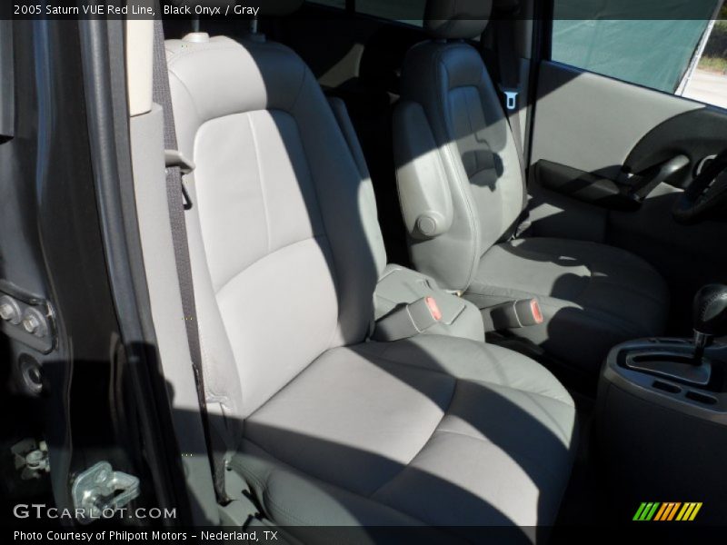  2005 VUE Red Line Gray Interior