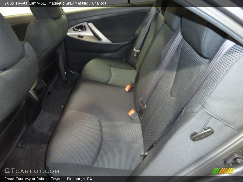 Magnetic Gray Metallic / Charcoal 2009 Toyota Camry SE