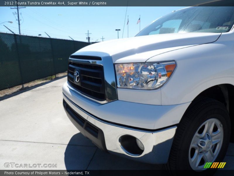 Super White / Graphite 2012 Toyota Tundra CrewMax 4x4