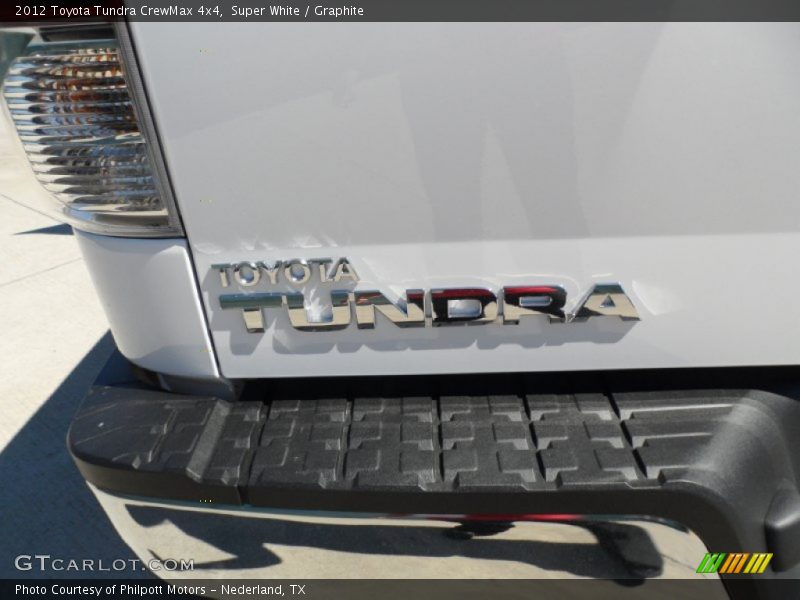 Super White / Graphite 2012 Toyota Tundra CrewMax 4x4