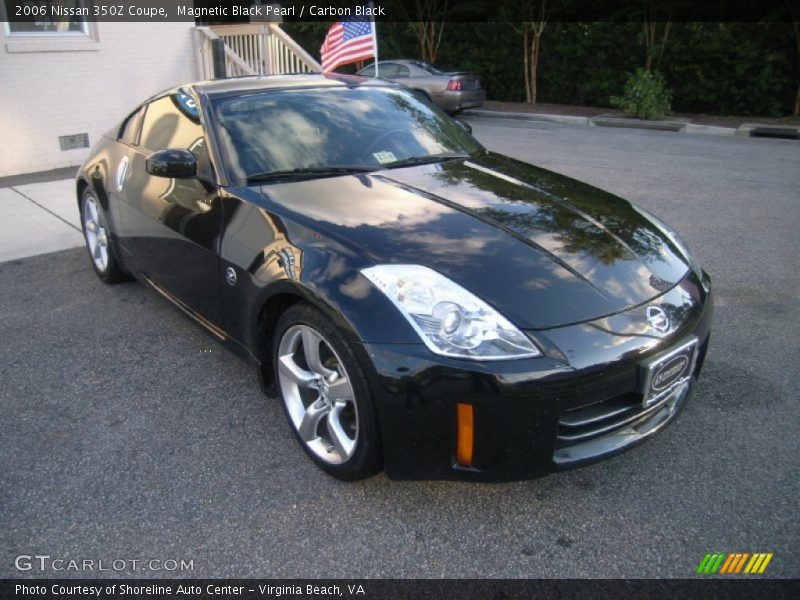 Front 3/4 View of 2006 350Z Coupe