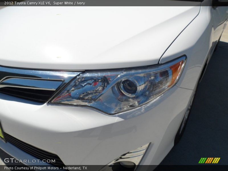 Super White / Ivory 2012 Toyota Camry XLE V6