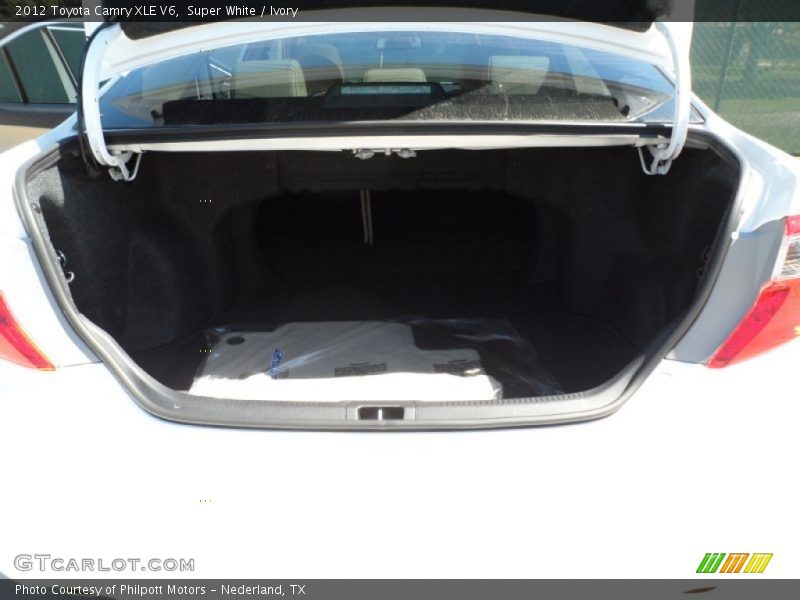 Super White / Ivory 2012 Toyota Camry XLE V6