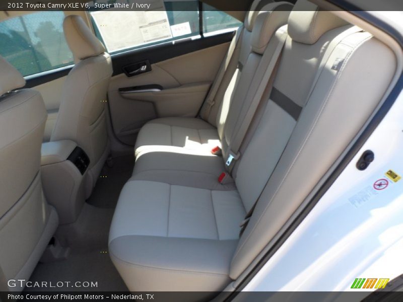 Super White / Ivory 2012 Toyota Camry XLE V6