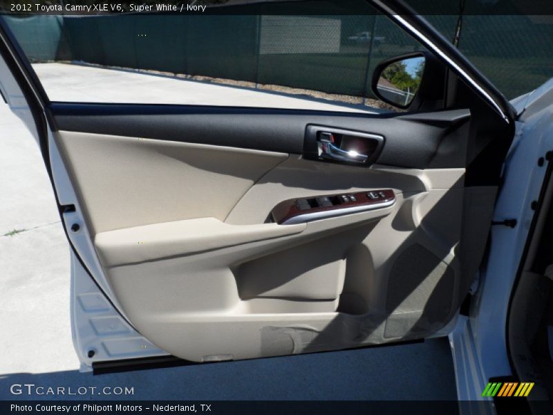 Super White / Ivory 2012 Toyota Camry XLE V6