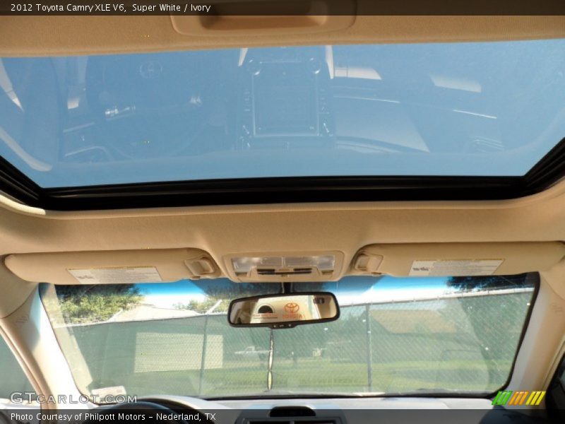 Super White / Ivory 2012 Toyota Camry XLE V6