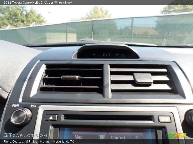 Super White / Ivory 2012 Toyota Camry XLE V6