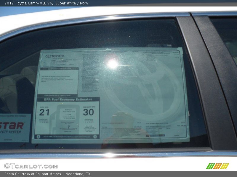 Super White / Ivory 2012 Toyota Camry XLE V6