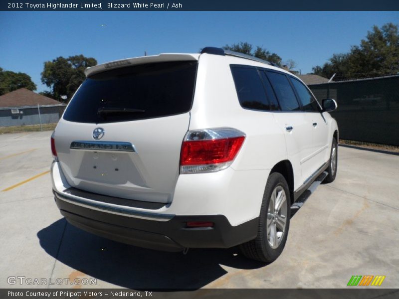 Blizzard White Pearl / Ash 2012 Toyota Highlander Limited