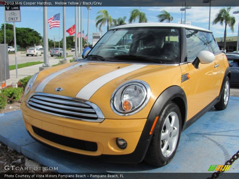 Mellow Yellow / Black/Grey 2009 Mini Cooper Hardtop