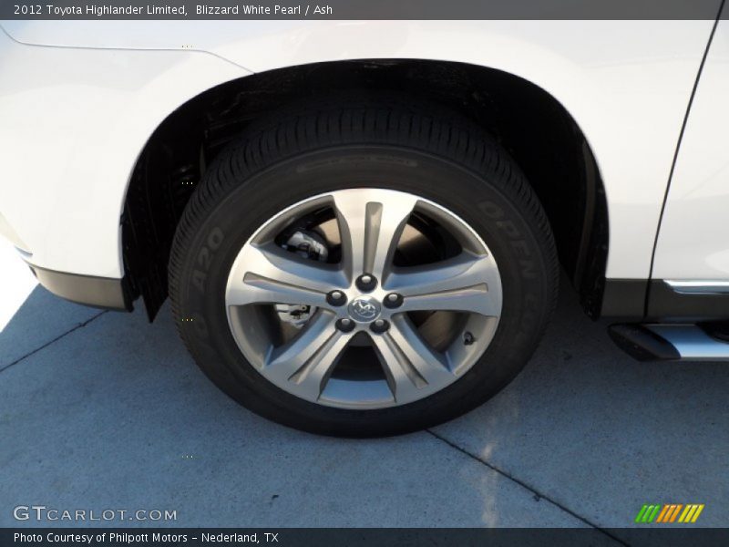 Blizzard White Pearl / Ash 2012 Toyota Highlander Limited