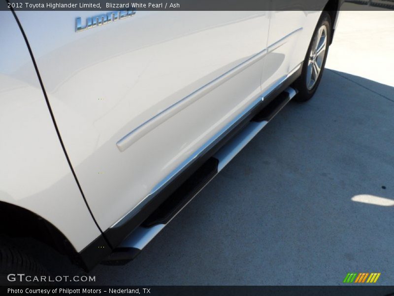 Blizzard White Pearl / Ash 2012 Toyota Highlander Limited