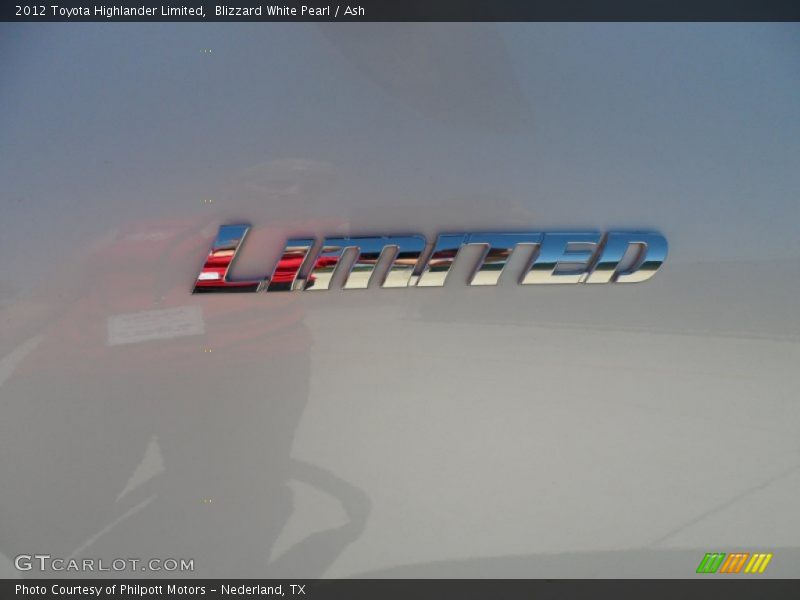 Blizzard White Pearl / Ash 2012 Toyota Highlander Limited