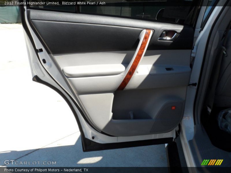 Blizzard White Pearl / Ash 2012 Toyota Highlander Limited