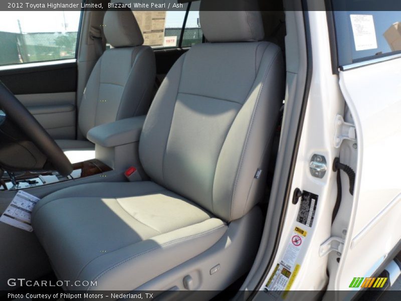 Blizzard White Pearl / Ash 2012 Toyota Highlander Limited