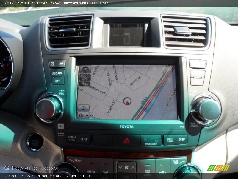 Blizzard White Pearl / Ash 2012 Toyota Highlander Limited