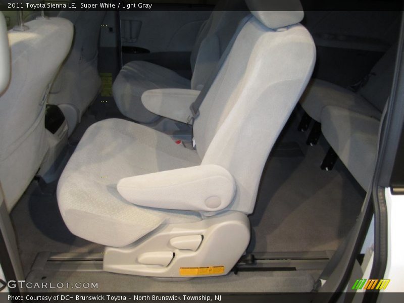 Super White / Light Gray 2011 Toyota Sienna LE