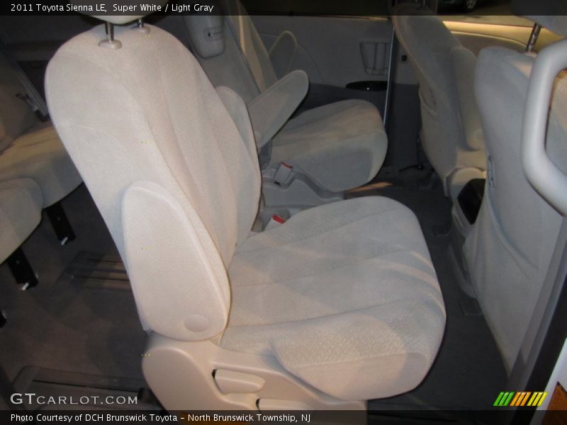 Super White / Light Gray 2011 Toyota Sienna LE